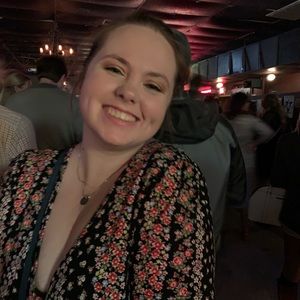 Meet your Posher, Raychel